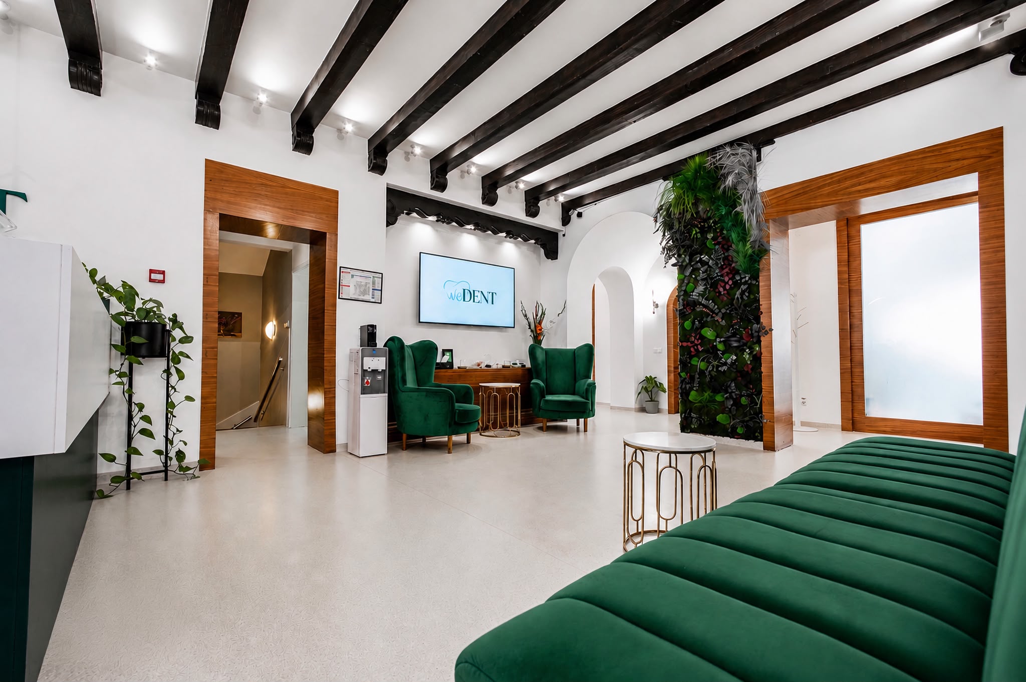 Recepția luminoasă a clinicii We Dent din Sibiu